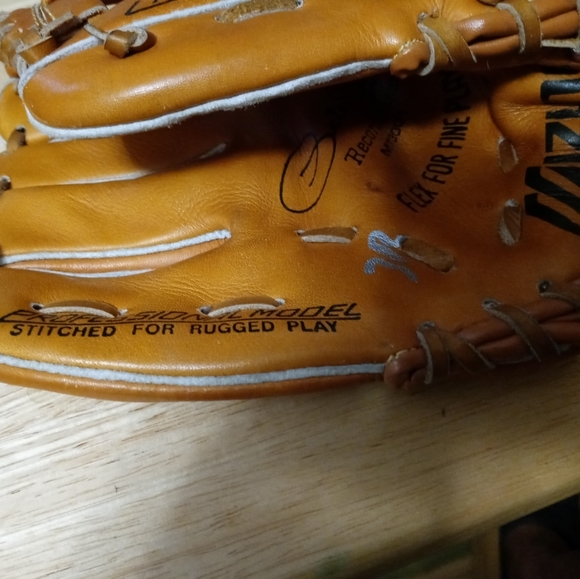 MIZUNO PETE ROSE PRO GLOVE ⚾️ 🧢 🏏A FANTASTIC VINTAGE COLLECTIBLE 🌮🍝 - Picture 7 of 9